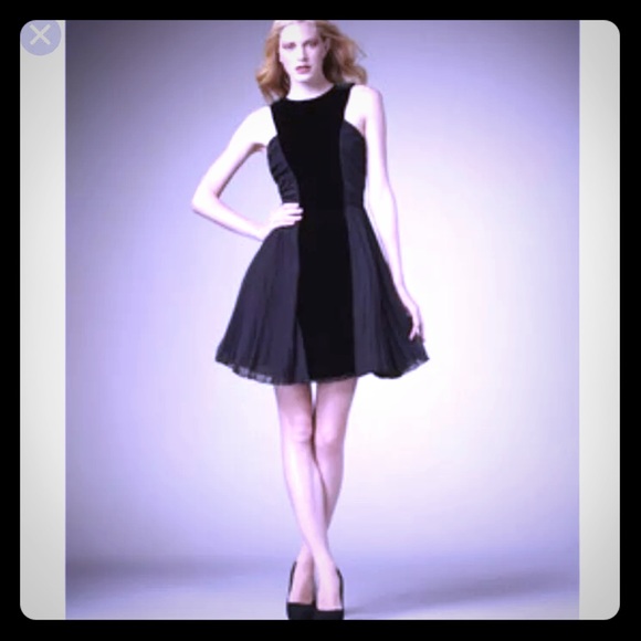 $345 Anthropologie 2brych Sz 0 Velvet party dress gorgeous new nwt pleated lbd - Picture 1 of 16